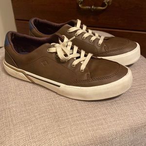 Youth Sperry’s Size 4